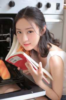 情欲九歌